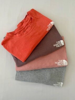 The North Face Women’s 100% Cotton (4) Tees Bundle, Medium